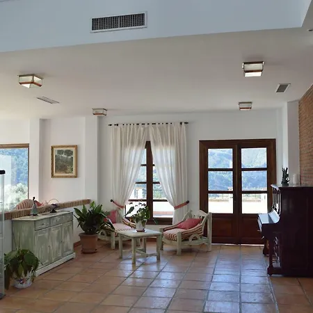 Taray Botanico Hotell